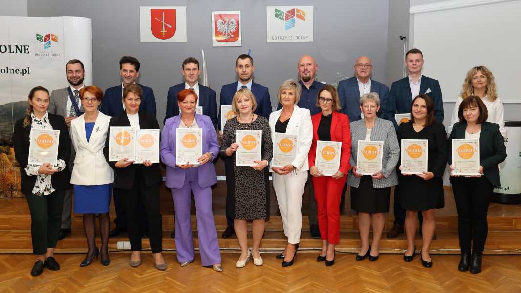 Doceniajmy nauczycieli. Wręczenie nagród z okazji Dnia Edukacji Narodowej