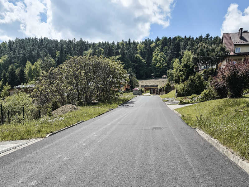 Inwestycje drogowe w Ustrzykach Dolnych przy ulicy Bieszczadzkiej