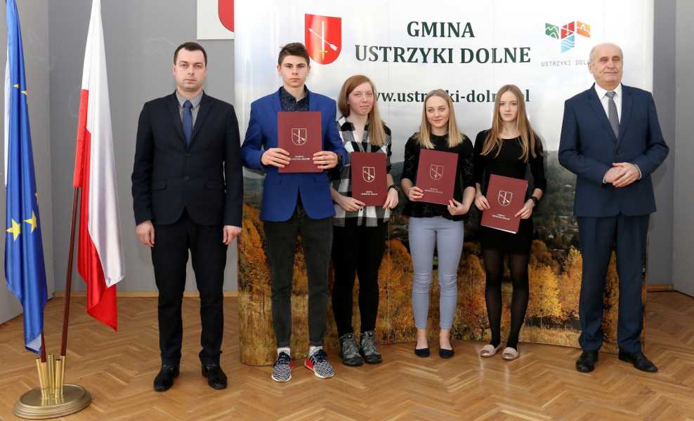 Stypendia dla najzdolniejszych!