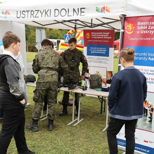 50-lecie Szkoły im. Bohaterów Lotnictwa w Ustjanowej Górnej