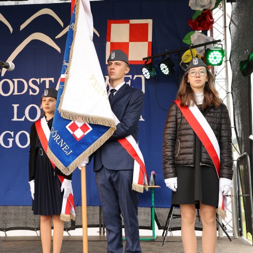 50-lecie Szkoły im. Bohaterów Lotnictwa w Ustjanowej Górnej