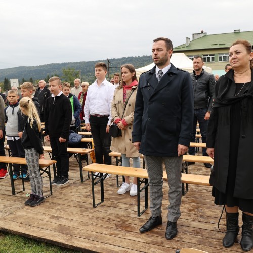 50-lecie Szkoły im. Bohaterów Lotnictwa w Ustjanowej Górnej