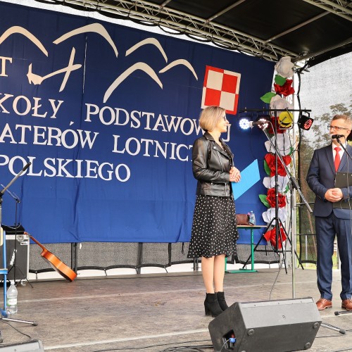 50-lecie Szkoły im. Bohaterów Lotnictwa w Ustjanowej Górnej