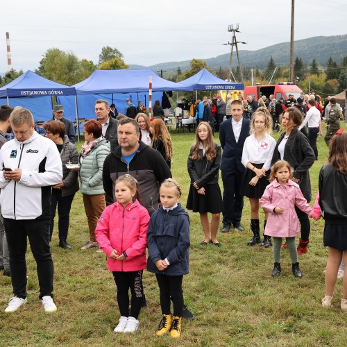 50-lecie Szkoły im. Bohaterów Lotnictwa w Ustjanowej Górnej