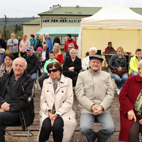 50-lecie Szkoły im. Bohaterów Lotnictwa w Ustjanowej Górnej