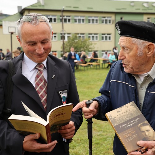50-lecie Szkoły im. Bohaterów Lotnictwa w Ustjanowej Górnej