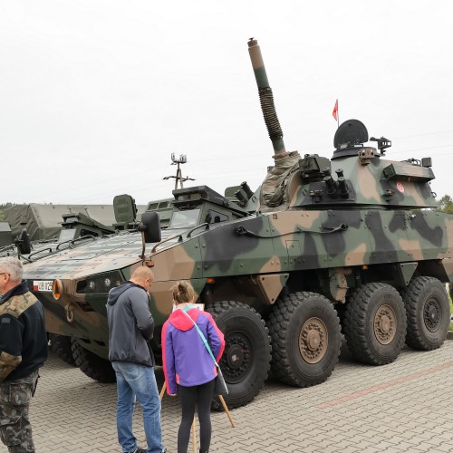 50-lecie Szkoły im. Bohaterów Lotnictwa w Ustjanowej Górnej
