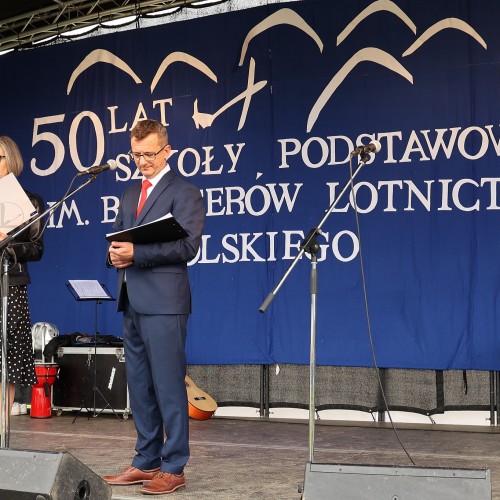 50-lecie Szkoły im. Bohaterów Lotnictwa w Ustjanowej Górnej