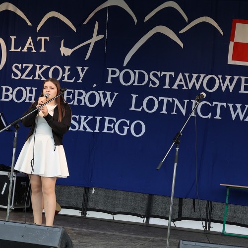 50-lecie Szkoły im. Bohaterów Lotnictwa w Ustjanowej Górnej