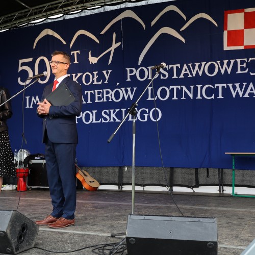 50-lecie Szkoły im. Bohaterów Lotnictwa w Ustjanowej Górnej