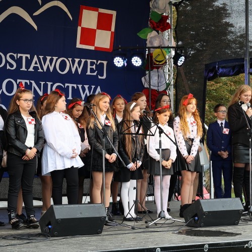 50-lecie Szkoły im. Bohaterów Lotnictwa w Ustjanowej Górnej