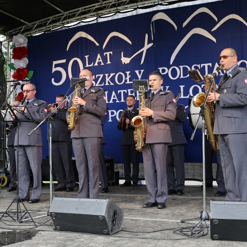 50-lecie Szkoły im. Bohaterów Lotnictwa w Ustjanowej Górnej
