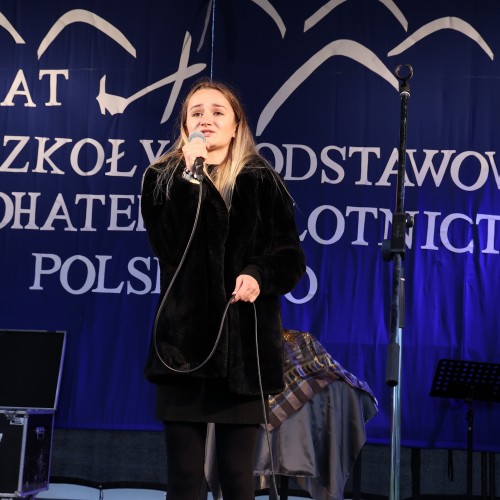 50-lecie Szkoły im. Bohaterów Lotnictwa w Ustjanowej Górnej