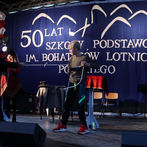 50-lecie Szkoły im. Bohaterów Lotnictwa w Ustjanowej Górnej