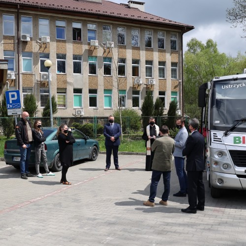 Bibliobus- Ustrzycka Biblioteka Mobilna