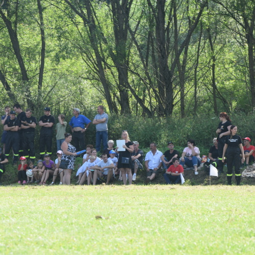 Gminne zawody sportowo-pożarnicze w Łodynie