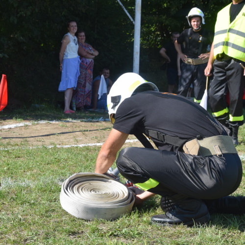 Gminne zawody sportowo-pożarnicze w Łodynie