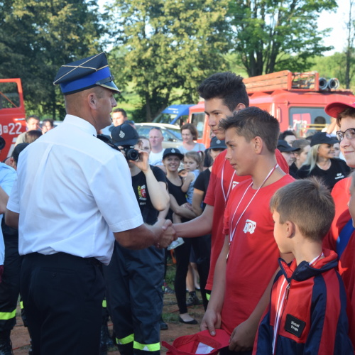 Gminne zawody sportowo-pożarnicze w Łodynie