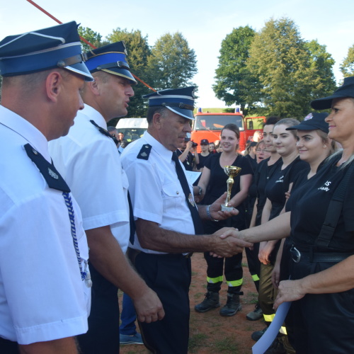 Gminne zawody sportowo-pożarnicze w Łodynie