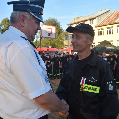 Gminne zawody sportowo-pożarnicze w Łodynie
