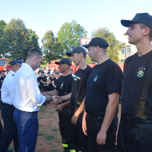 Gminne zawody sportowo-pożarnicze w Łodynie