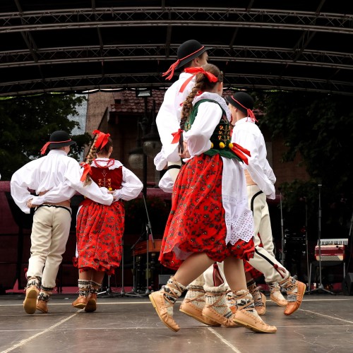 Koncert Zespołu Huculija i Zespołu Tańca Bandanki