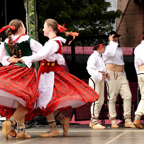 Koncert Zespołu Huculija i Zespołu Tańca Bandanki