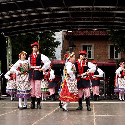 Koncert Zespołu Huculija i Zespołu Tańca Bandanki