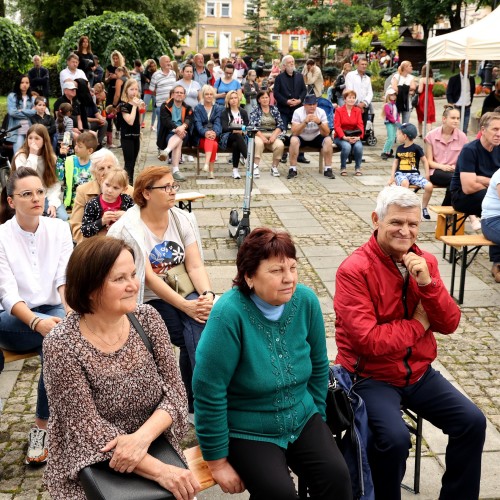 Koncert Zespołu Huculija i Zespołu Tańca Bandanki