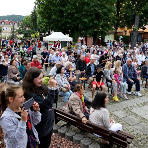 Koncert Zespołu Huculija i Zespołu Tańca Bandanki