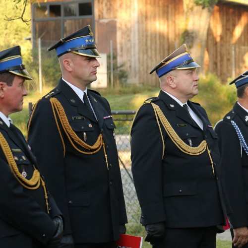 Przekazanie samochodu dla OSP Łodyna
