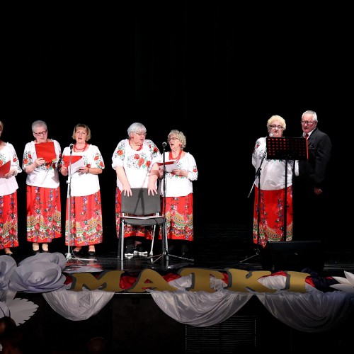 Świętujemy Dzień Matki w Ustrzyckim Domu Kultury