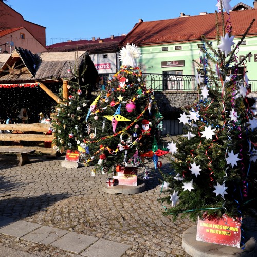 Ubieranie choinek w Gminie Ustrzyki Dolne