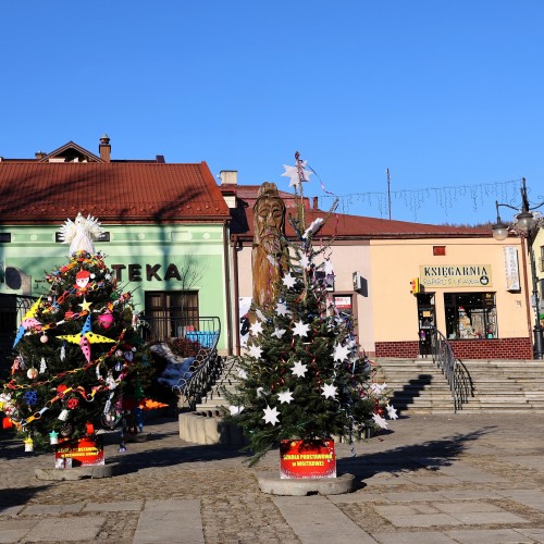 Ubieranie choinek w Gminie Ustrzyki Dolne