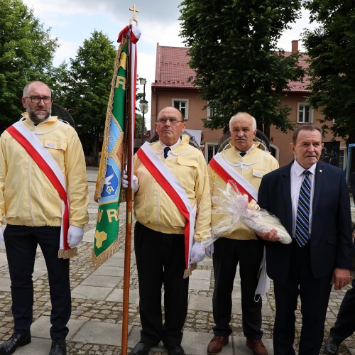 Uroczystość nadania sztandaru Koła Pszczelarzy