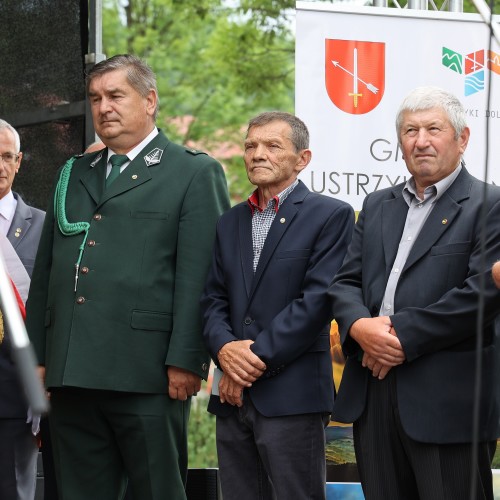 Uroczystość nadania sztandaru Koła Pszczelarzy