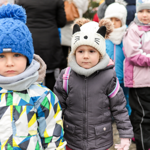 Ustrzyki ubierają wspólnie choinki!