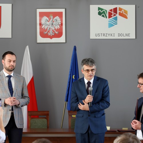 Wręczenie stypendiów i nagród Burmistrza Ustrzyk Dolnych 