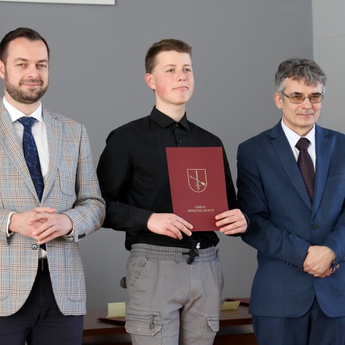 Wręczenie stypendiów i nagród Burmistrza Ustrzyk Dolnych 