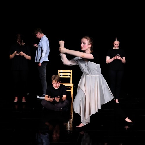 XXIV PARROWE Wieczory Premierowe - przegląd teatralny i sztuk pokrewnych