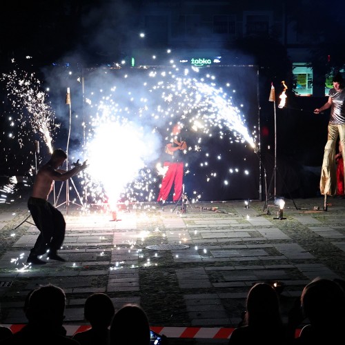 XXIV PARROWE Wieczory Premierowe - przegląd teatralny i sztuk pokrewnych