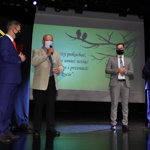 Złote i diamentowe gody 2021. Wręczono medale za długoletnie pożycie małżeńskie