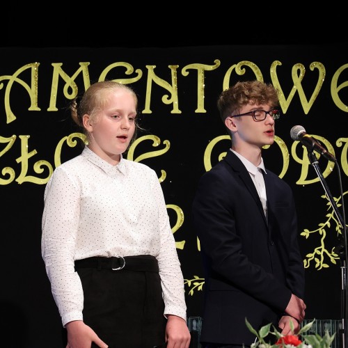 Złote i diamentowe gody 2021. Wręczono medale za długoletnie pożycie małżeńskie