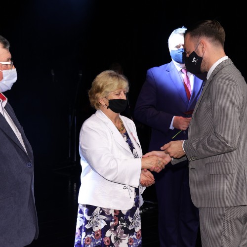 Złote i diamentowe gody 2021. Wręczono medale za długoletnie pożycie małżeńskie